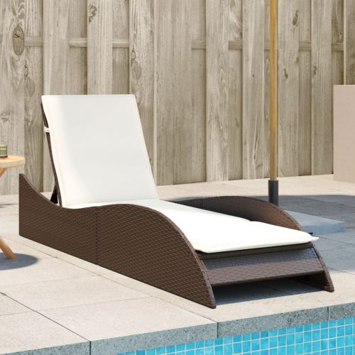 Barna polyrattan napozóágy párnával 60x205x73 cm